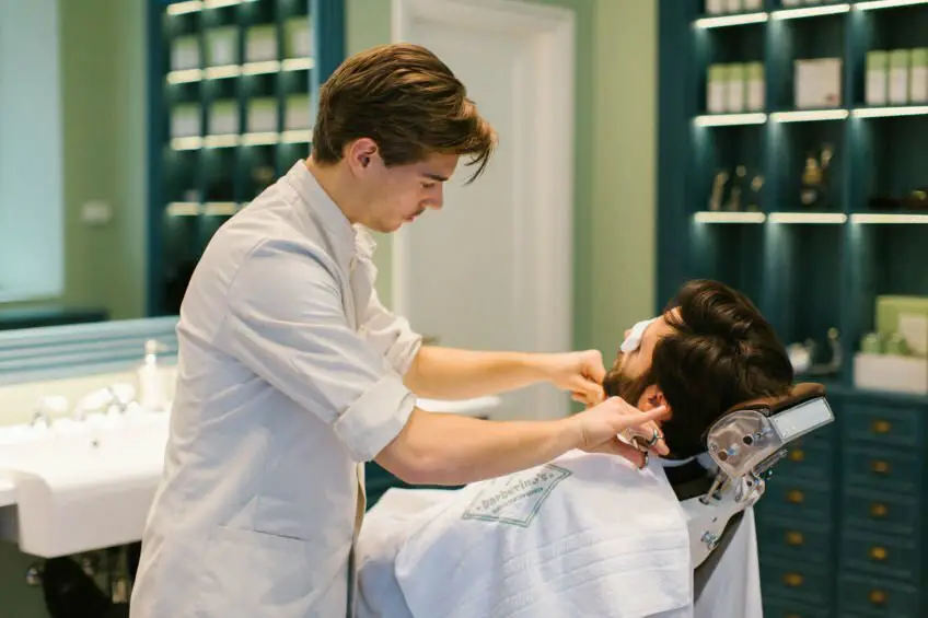 Cerchi un Barbiere a Milano? Barberino's risponde. Riscopri le tradizioni e i rituali del barbiere "come una volta"