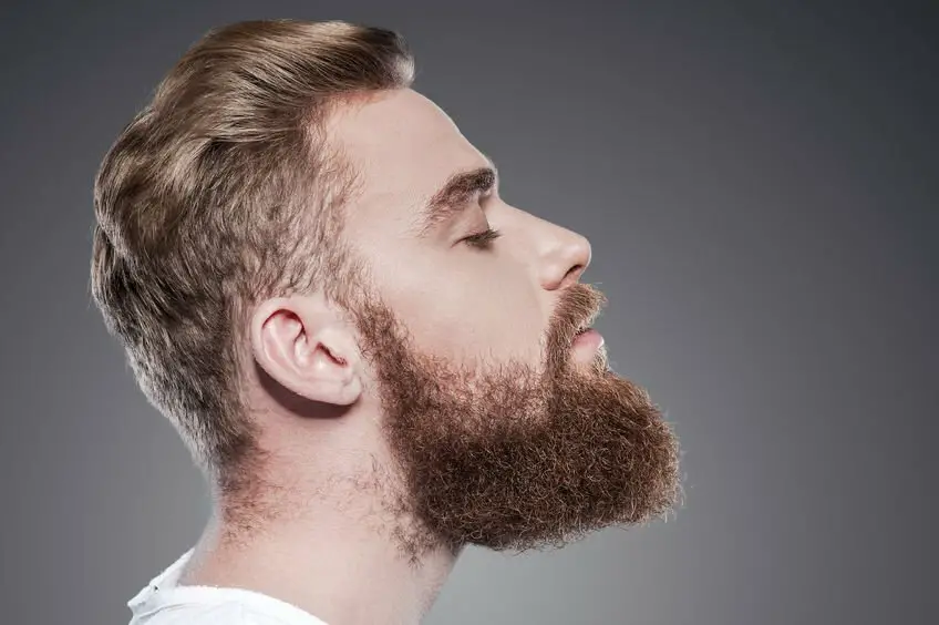 Brufoli della barba. Cause e rimedi per le irritazioni post rasatura